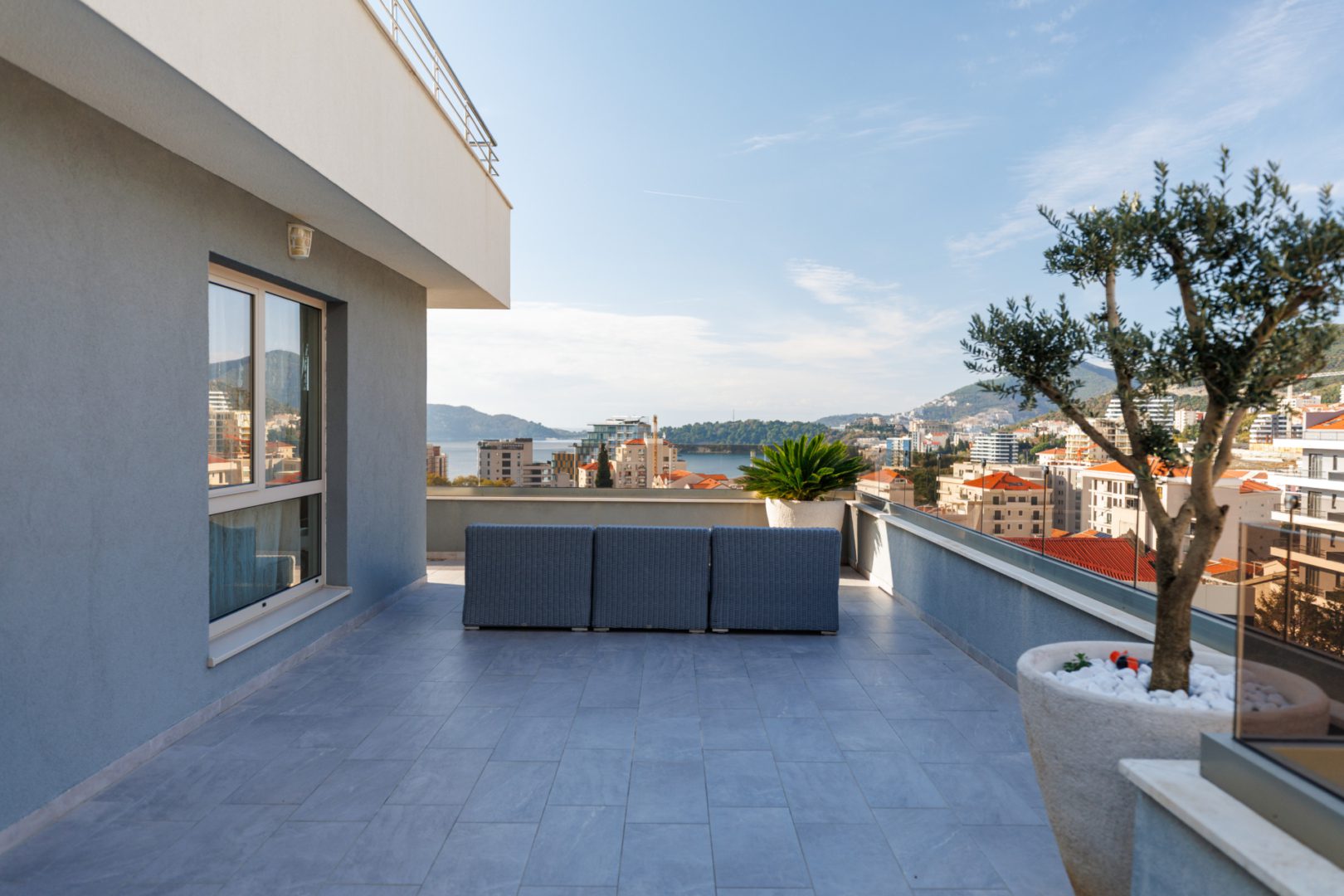 luksusowy-penthouse-na-sprzedaż-w-Bečići-Budva- (26) Luksusowy penthouse na sprzedaż w Bečići, Budva