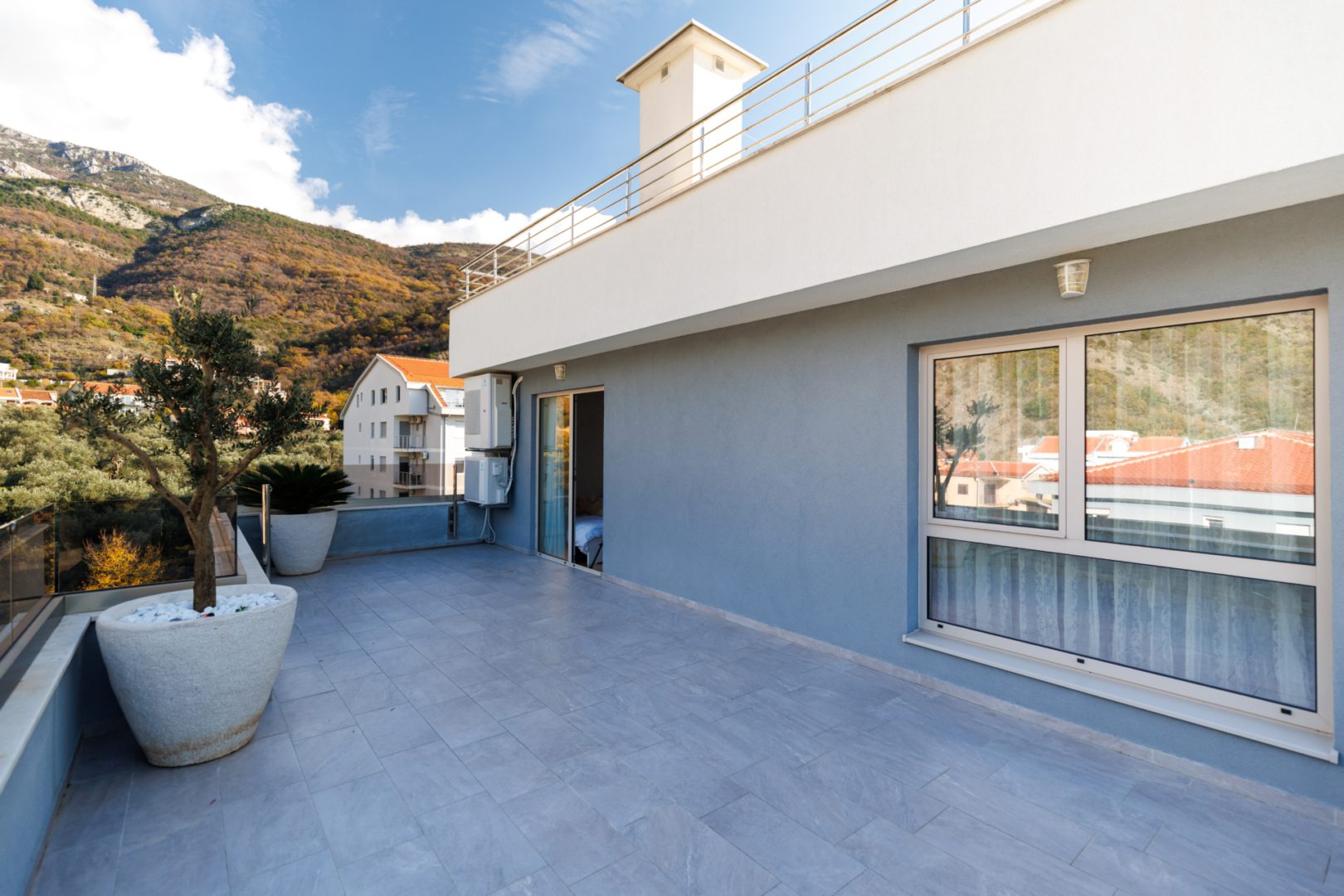 luksusowy-penthouse-na-sprzedaż-Bečići-Budva- (3) Luksusowy penthouse na sprzedaż w Bečići, Budva