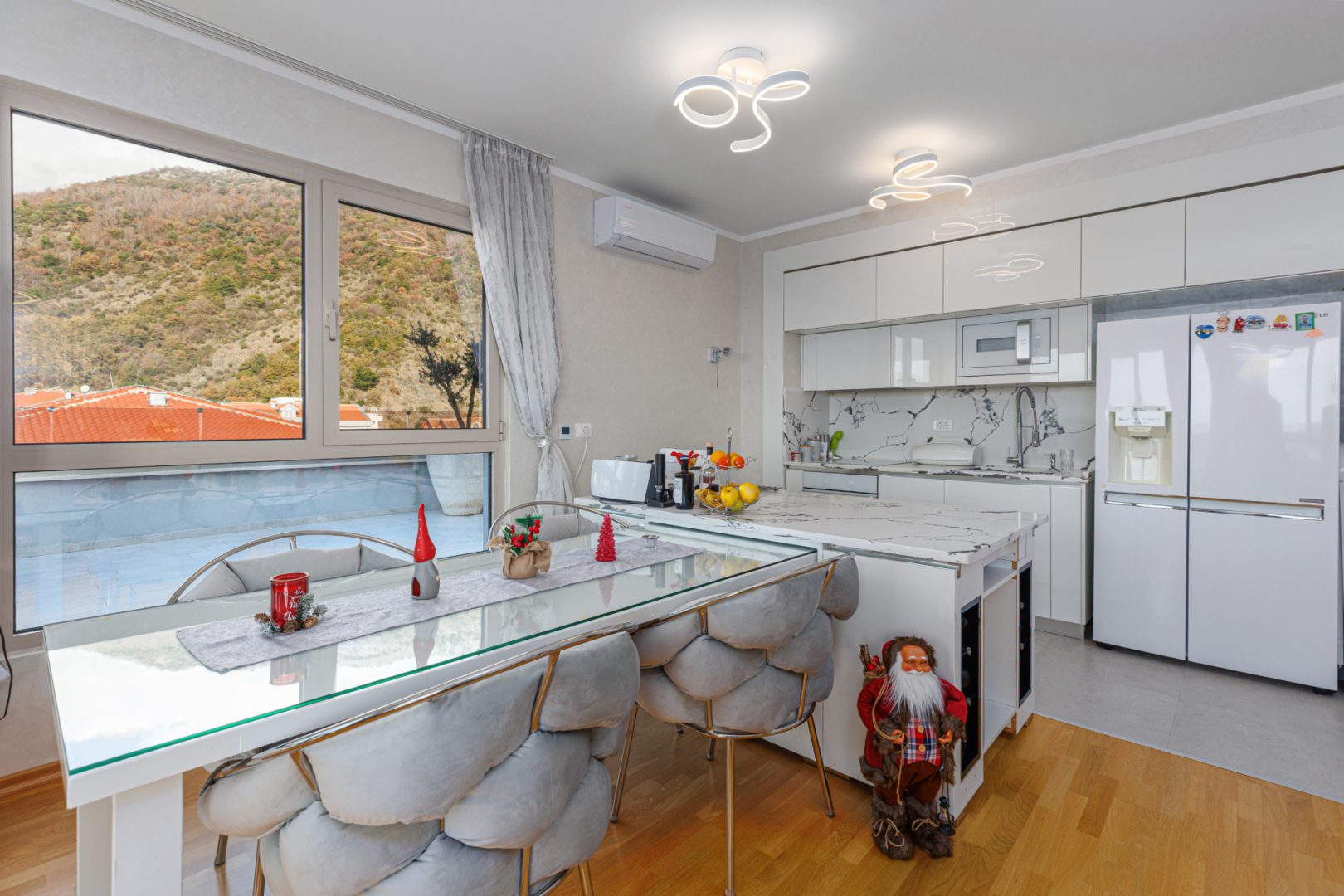 luksusowy-penthouse-na-sprzedaż-w-Bečići-Budva- (47) Luksusowy penthouse na sprzedaż w Bečići, Budva