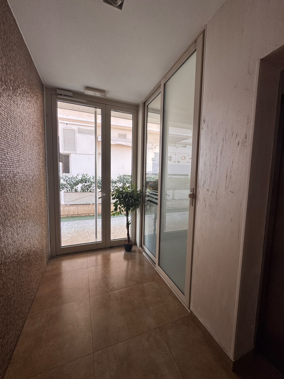 wohnung-zu-verkaufen-in-der-naehe-von-slovenska-plaza- (13) Wohnung zum Verkauf in der Nähe der Slovenska Plaža