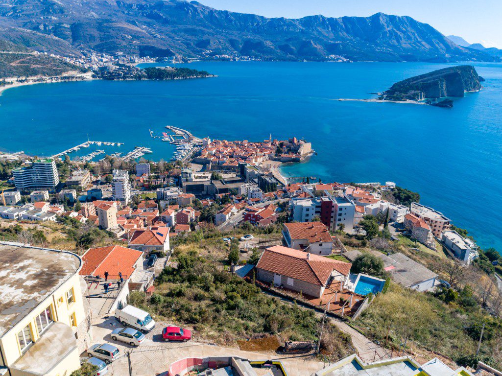 plac-na-prodaju-u-Budvi- (32) Zemljište na prodaju u Budvi — 789 m²